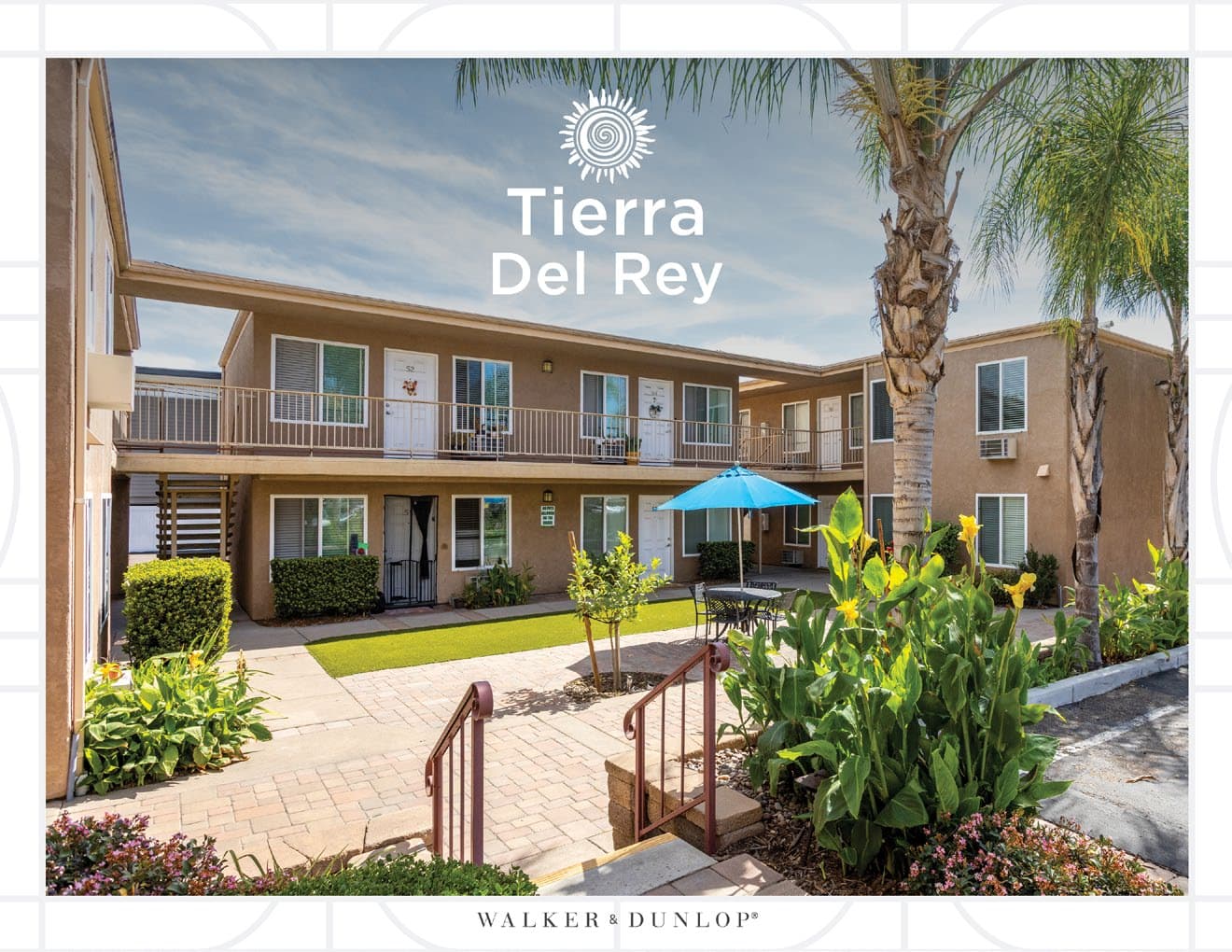 Tierra Del Rey courtyard